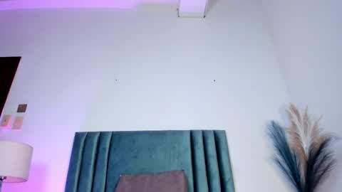 Nora Da Silva online show from March 11, 12:44 am