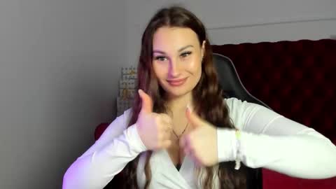 NoraFoxes online show from January 14, 5:45 am