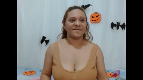 norapaker online show from October 10, 12:26 am