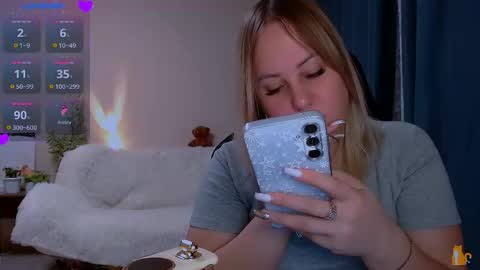 hi glad to chat online show from December 1, 12:52 pm