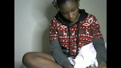 novaah online show from December 21, 12:48 am