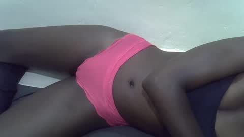 nunu_40 online show from February 7, 12:09 pm