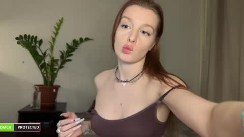 Snapshot of nura_foxx chatting on February 23, 12:47 am nura_foxx online show from February 23, 12:47 am