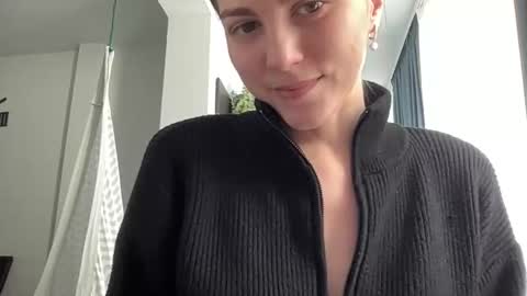 Ema online show from October 18, 6:05 am