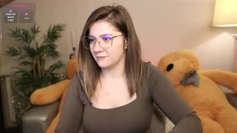 milf online show from January 13, 9:57 am