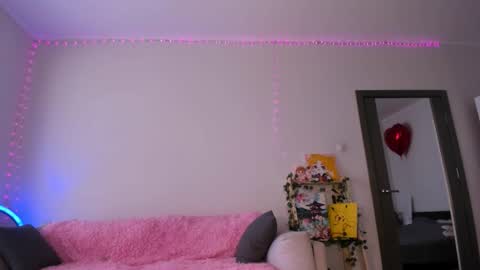 Nymph bliss online show from February 26, 4:00 am