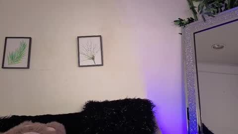   online show from October 4, 6:08 am