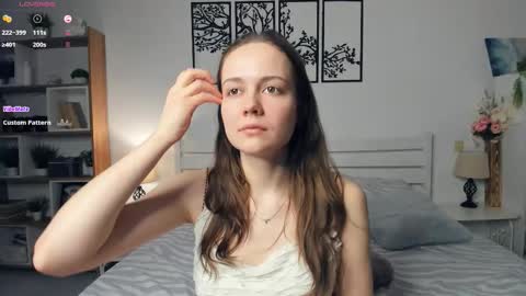 Elis online show from February 3, 8:23 pm