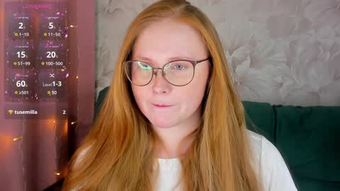 Snapshot of olivia_date chatting on December 7, 3:52 pm Olivia Date online show from December 7, 3:52 pm
