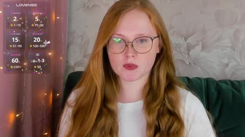 Snapshot of olivia_date chatting on December 2, 2:50 pm Olivia Date online show from December 2, 2:50 pm