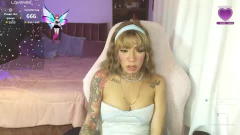 Olivia online show from November 13, 2:54 am