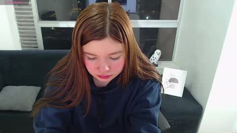 olivia_martine online show from January 17, 5:42 am