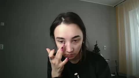 Olivia online show from February 18, 1:22 pm