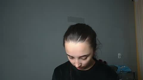 Olivia online show from October 14, 1:03 pm