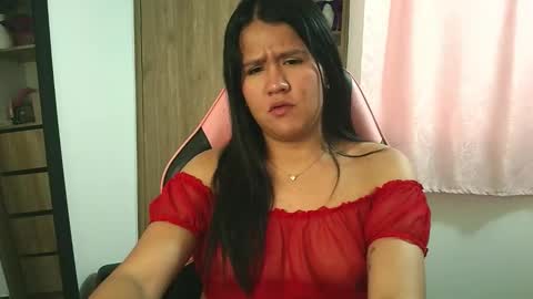 Olivia online show from November 21, 1:35 pm