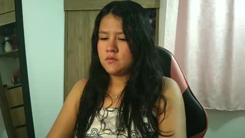 Olivia online show from November 24, 1:13 pm