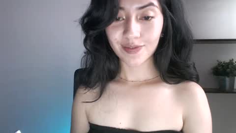 oliviaaa__ online show from October 10, 9:09 pm