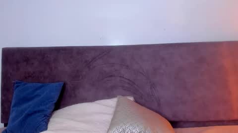 OLIVIA online show from December 4, 10:43 pm