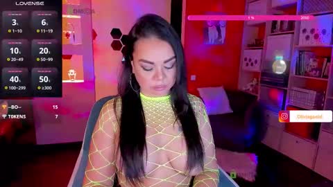 Oliviagoold online show from October 2, 6:46 pm