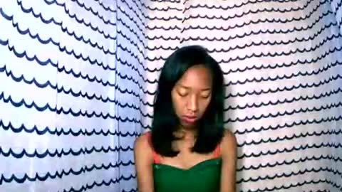 Snapshot of oliviah27 chatting on October 21, 2:37 am oliviah27 online show from October 21, 2:37 am