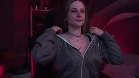 Liv online show from November 22, 5:43 am