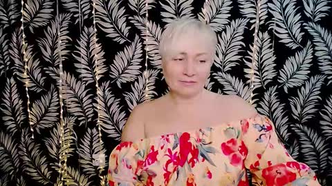 Kelly online show from February 2, 12:37 pm