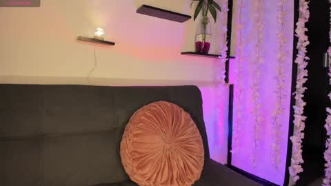 Violette online show from January 19, 10:28 pm