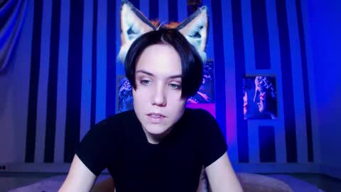 onaloon online show from December 18, 4:06 am