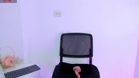 call me tessa please register here   online show from January 31, 7:51 pm