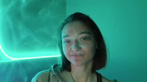 Melani  online show from November 25, 4:09 pm