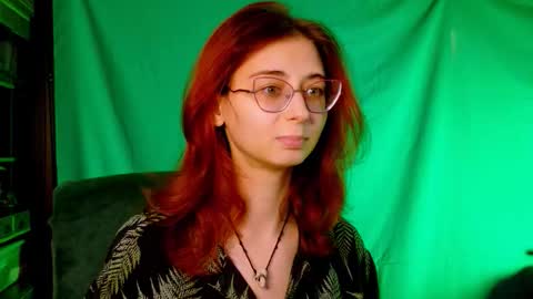 Snapshot of orianna_blade chatting on September 18, 3:10 pm Orianna -  Hi Im into geek culture cosplay crafting LARP games. Shall we play DnD online show from September 18, 3:10 pm