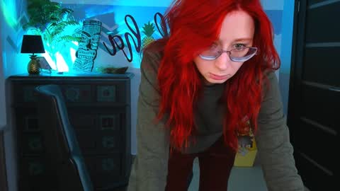Snapshot of orianna_blade chatting on January 10, 9:02 am Orianna -  Hi Im into geek culture cosplay crafting LARP games. Shall we play DnD online show from January 10, 9:02 am