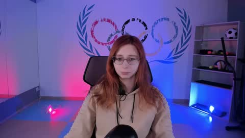 Snapshot of orianna_blade chatting on December 12, 9:30 am Orianna -  Hi Im into geek culture cosplay crafting LARP games. Shall we play DnD online show from December 12, 9:30 am