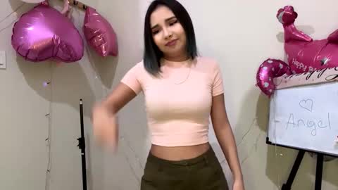 Angel online show from November 4, 2:11 pm