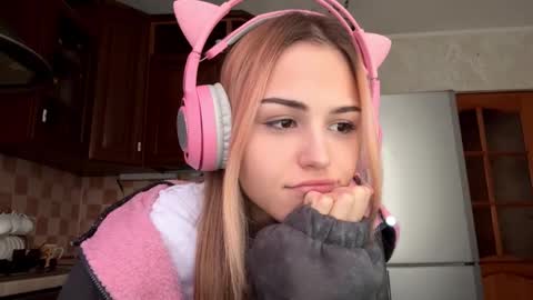 Eva online show from February 8, 7:12 am