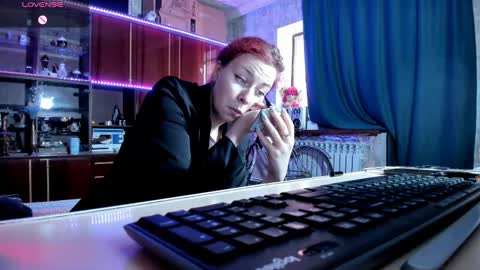 Ella online show from March 1, 6:46 am