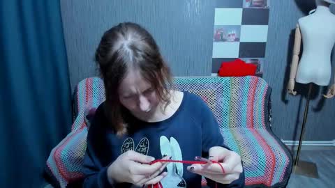 Ella online show from November 15, 10:05 am