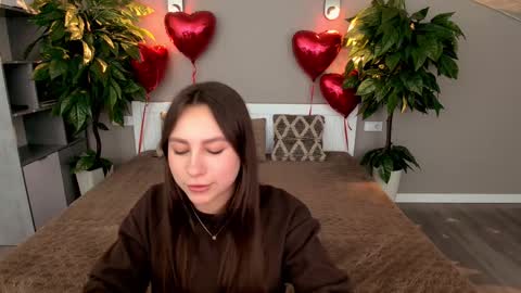 Paige online show from February 15, 2:00 pm