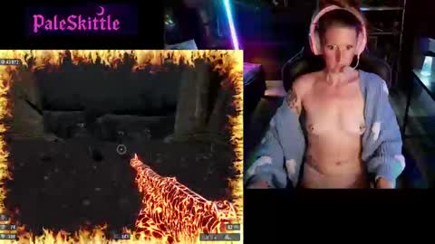 Snapshot of paleskittle chatting on September 24, 3:16 am Pale Skittle online show from September 24, 3:16 am