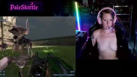 Snapshot of paleskittle chatting on September 26, 3:26 am Pale Skittle online show from September 26, 3:26 am