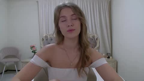 Pamela Blair online show from October 4, 8:24 pm