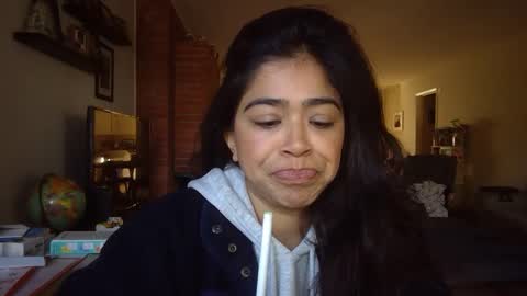 Snapshot of pancakepeachez chatting on December 6, 6:06 pm PancakePeachez online show from December 6, 6:06 pm