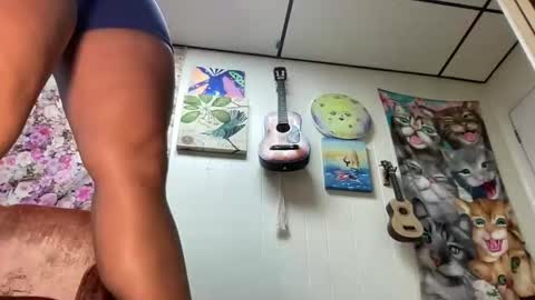 Pantiesofthefae online show from September 28, 11:59 am