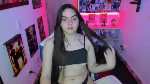 Paola online show from September 12, 2:12 am