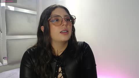 Paola Lyon online show from March 5, 7:17 pm