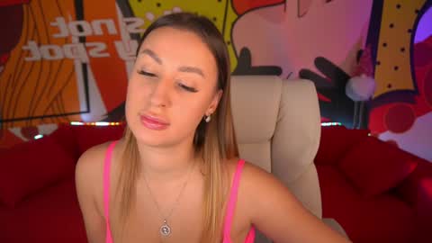 Lia online show from December 10, 8:08 am