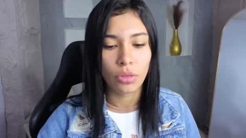 paris online show from November 14, 3:06 am