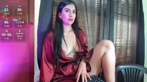 paris_evans_01 online show from October 15, 3:25 pm