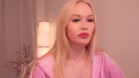 Sofi online show from November 27, 1:58 pm