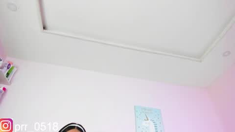 Snapshot of paula_cosio chatting on September 16, 1:41 pm dahia  online show from September 16, 1:41 pm